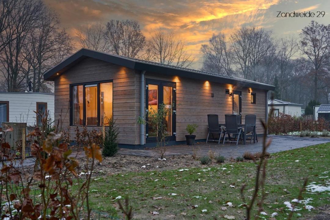 Camping De Vinkenkamp Lieren Eksteriør billede